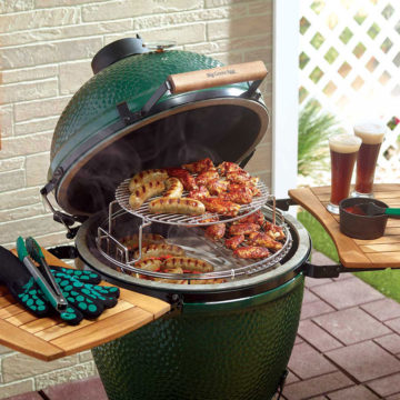 Visit Wisconsin's Largest Selection of Big Green Egg Products