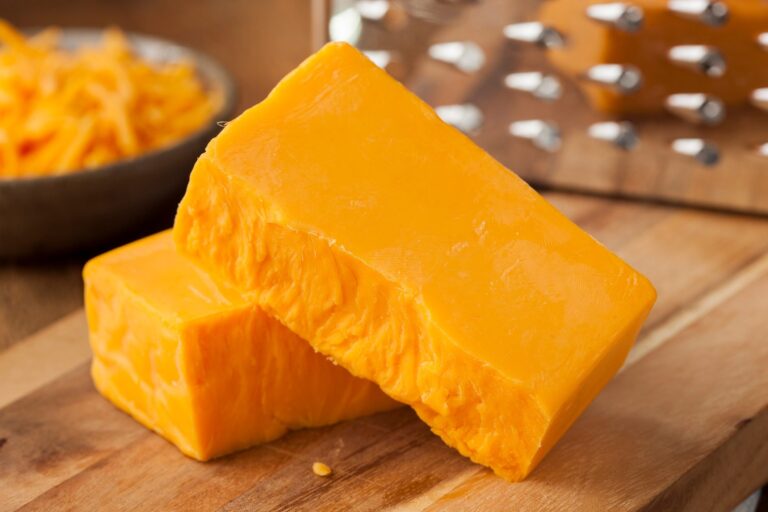 5 Easy Things You Can Make with Cheddar Cheese